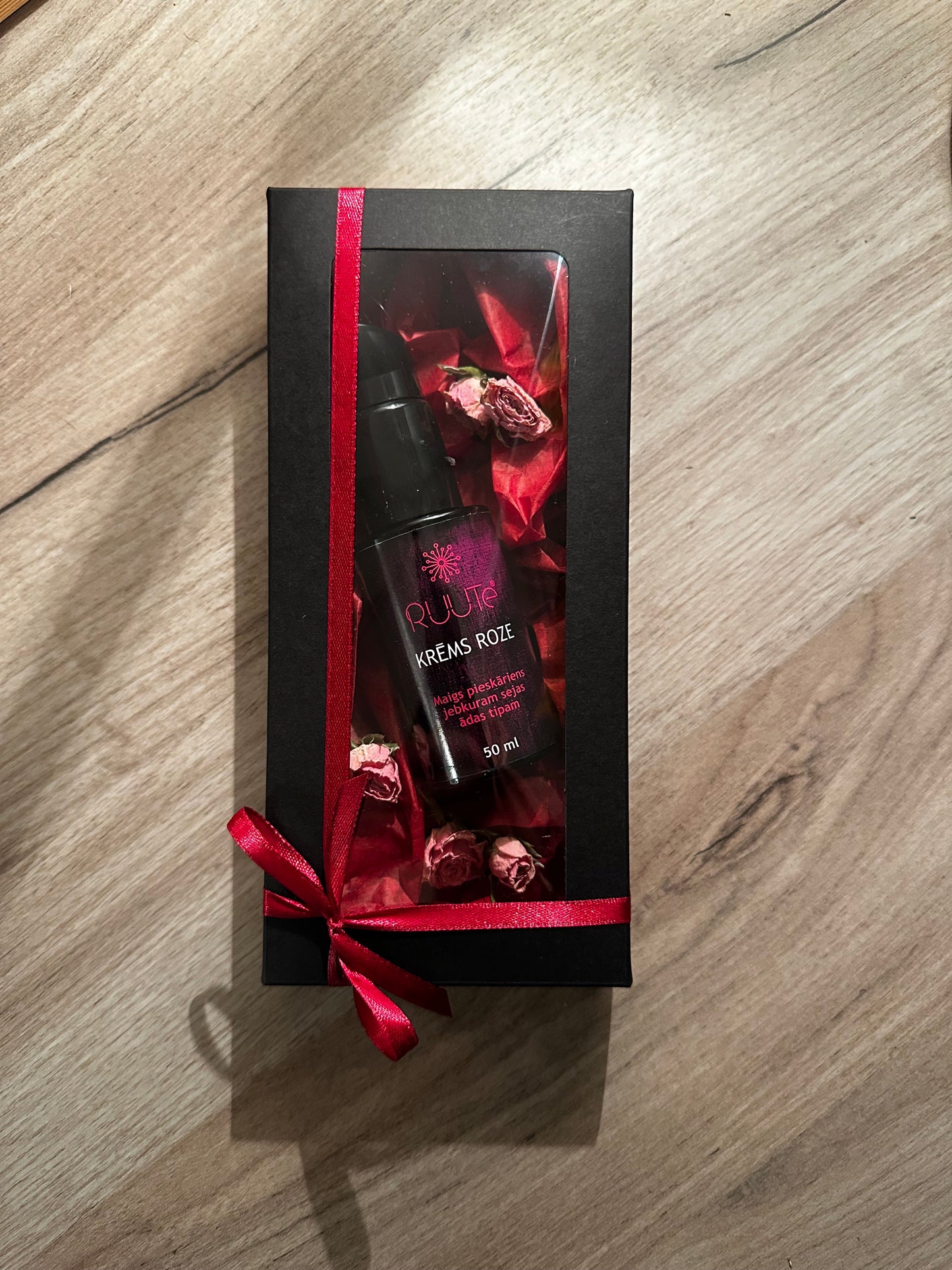 Dāvana krēms Roze
