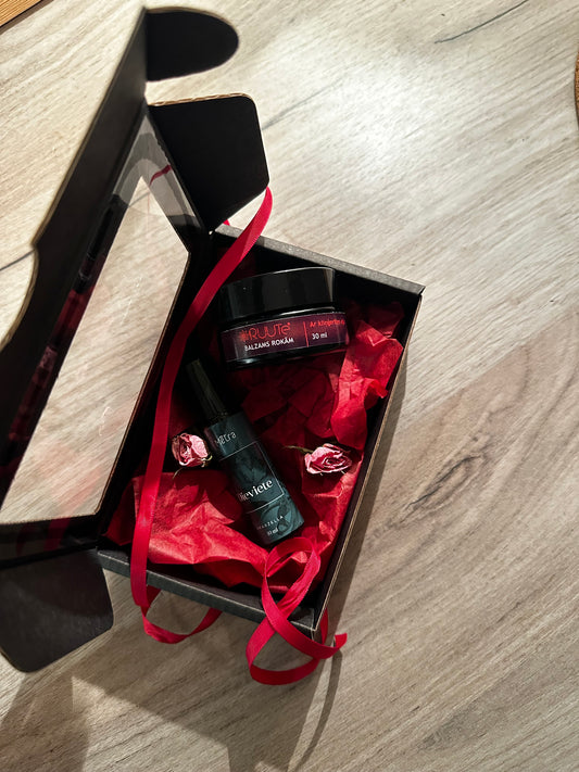 Dāvana Dievietes rokām